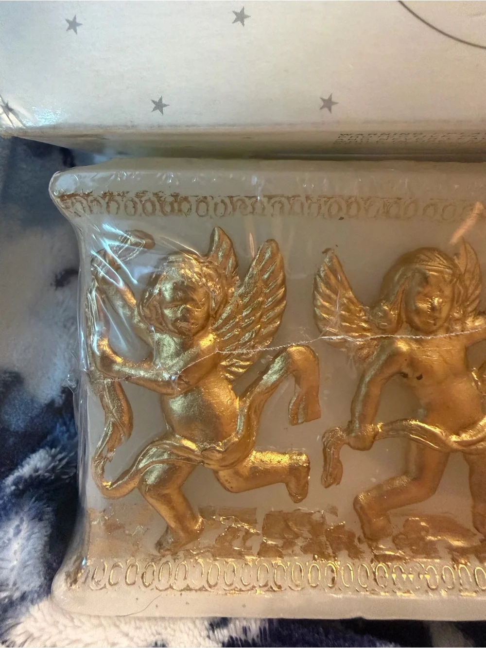 Vintage Scott's Cherub Golden Angels Two-Wick Candle in Gold and Cream